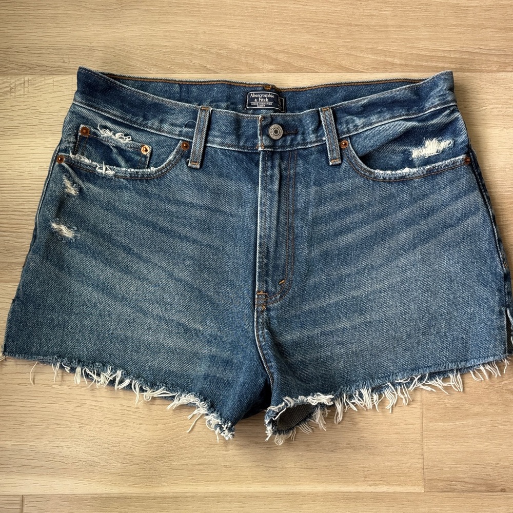 A&F - Annie High Rise Short